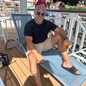 Meet your Posher, Noel